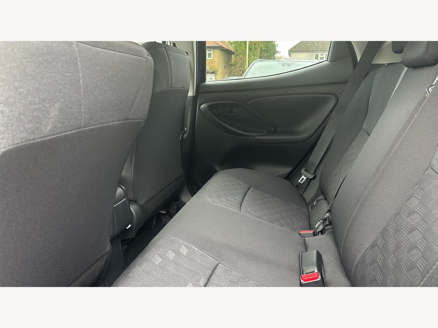 Used Toyota Yaris 2024 for sale - 77524510: Photo 15