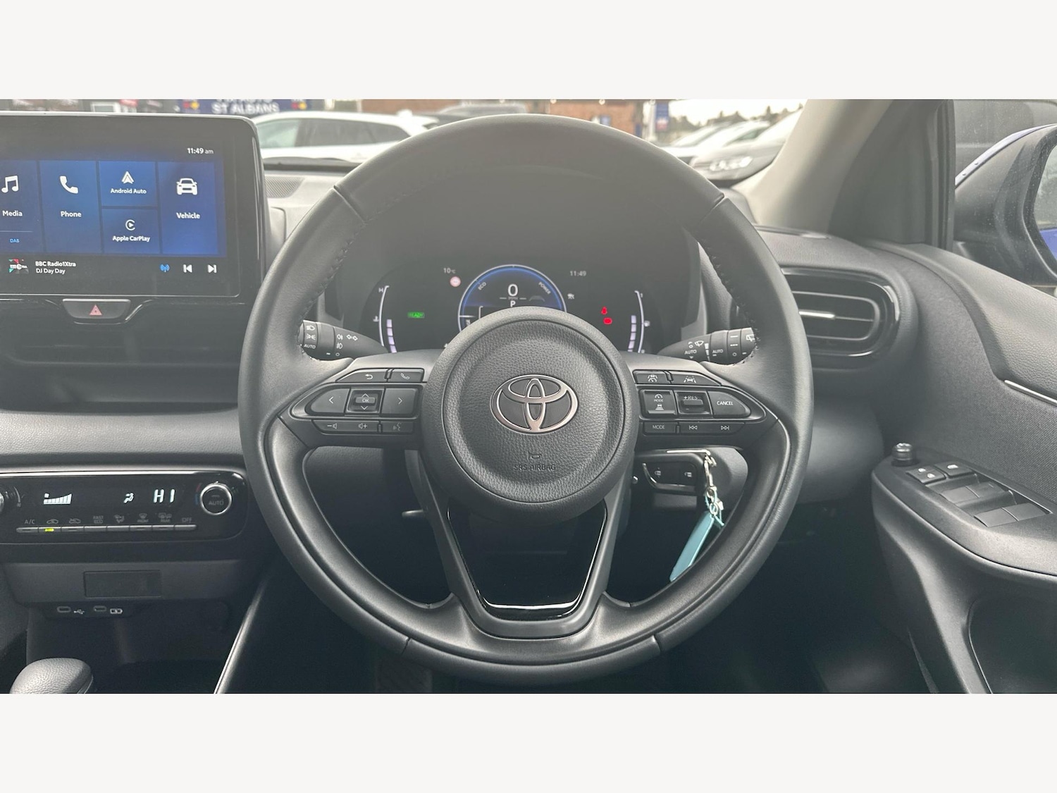 Used Toyota Yaris 2024 for sale - 77524510: Photo 8