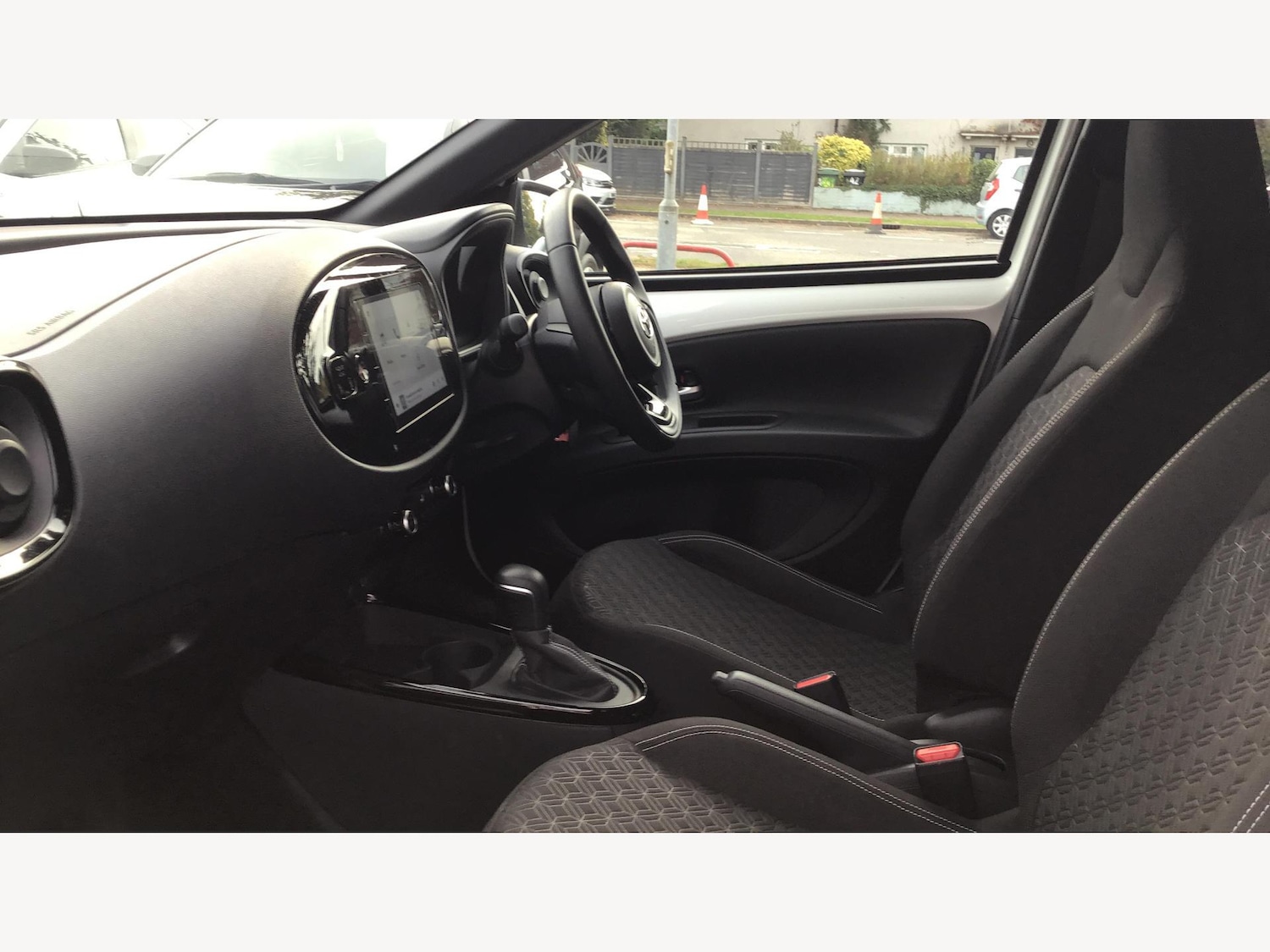 Used Toyota Aygo X 2024 for sale - 76012415: Photo 12