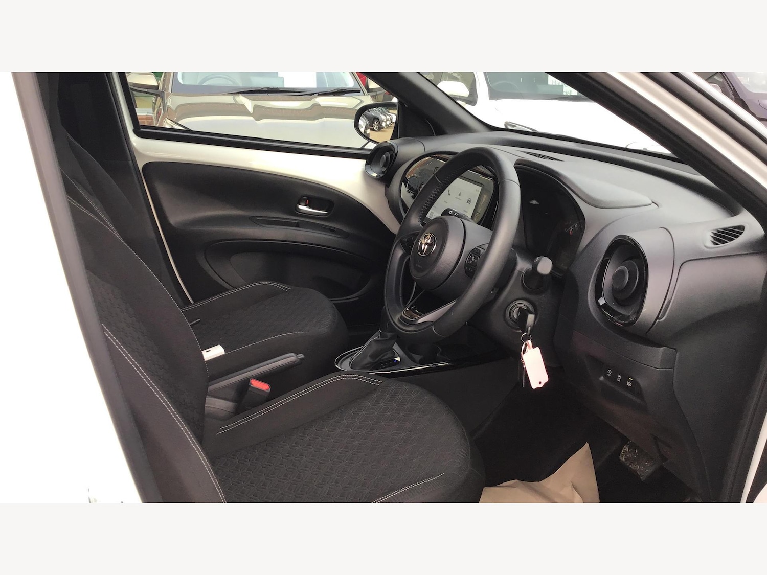 Used Toyota Aygo X 2024 for sale - 76012415: Photo 13