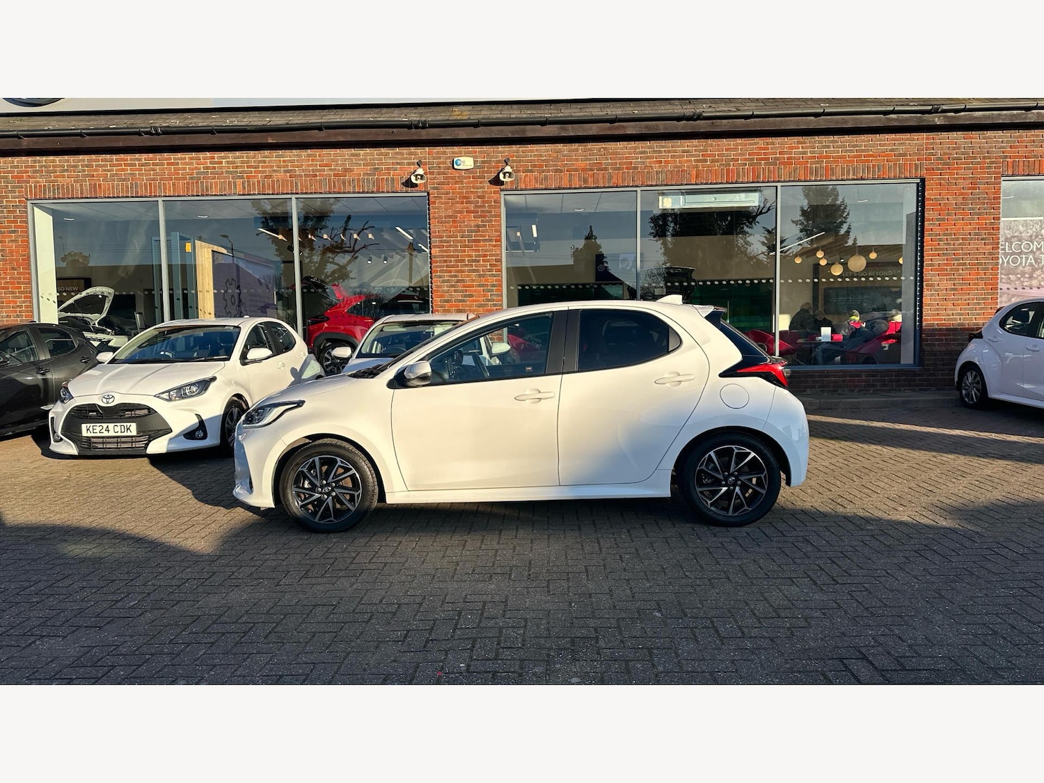 Used Toyota Yaris for sale - 77192027: Photo 19