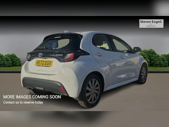 Used Toyota Yaris 2023 for sale - 76645502: Photo