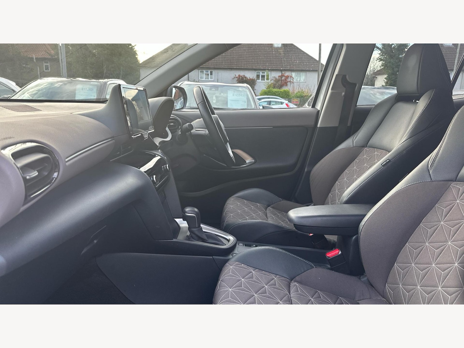 Used Toyota Yaris Cross 2023 for sale - 76584971: Photo 12