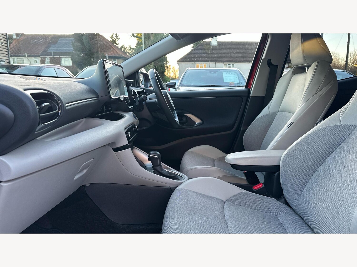 Used Toyota Yaris for sale - 77305884: Photo 12