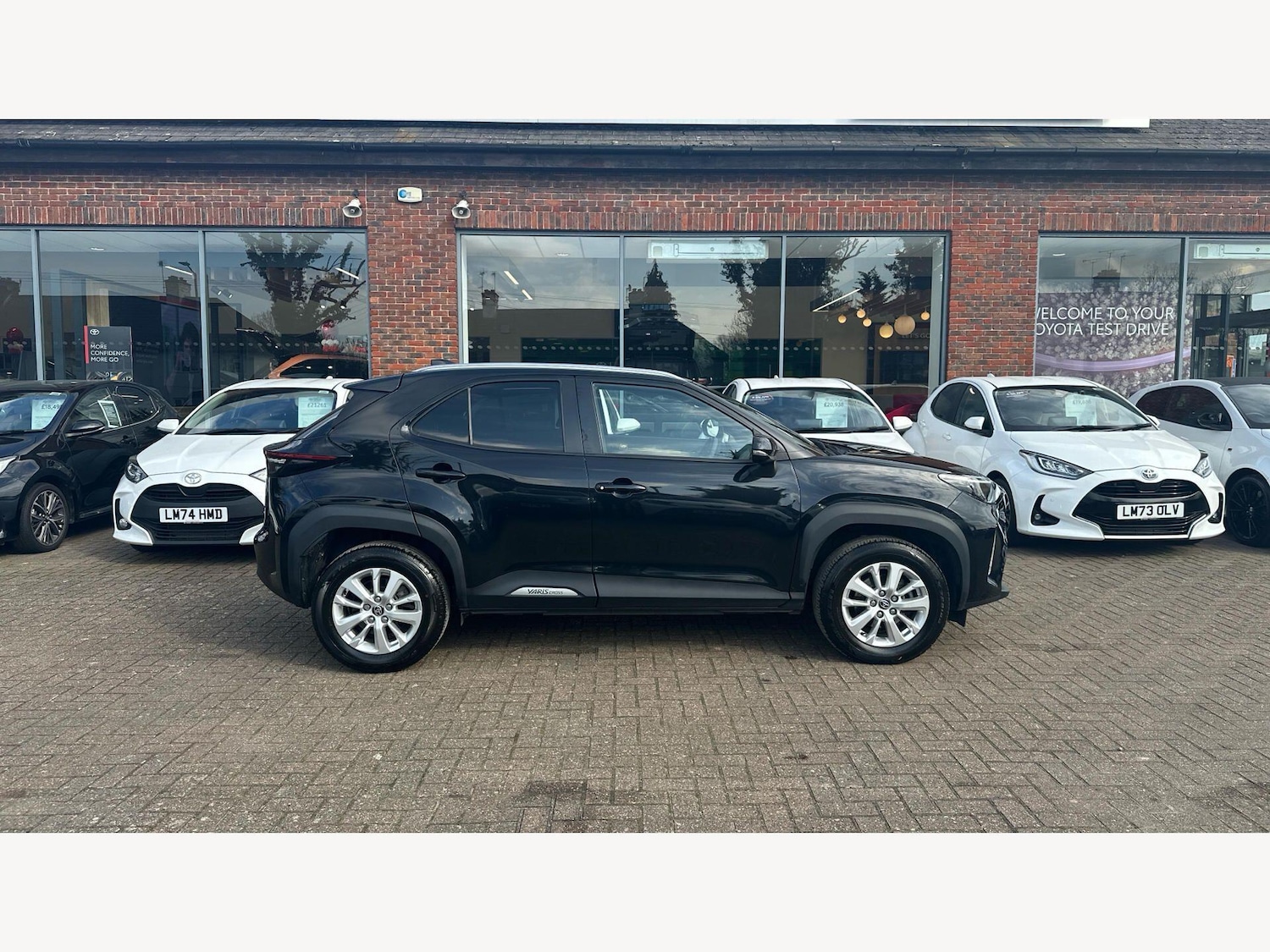 Used Toyota Yaris Cross 2022 for sale - 77768648: Photo 18