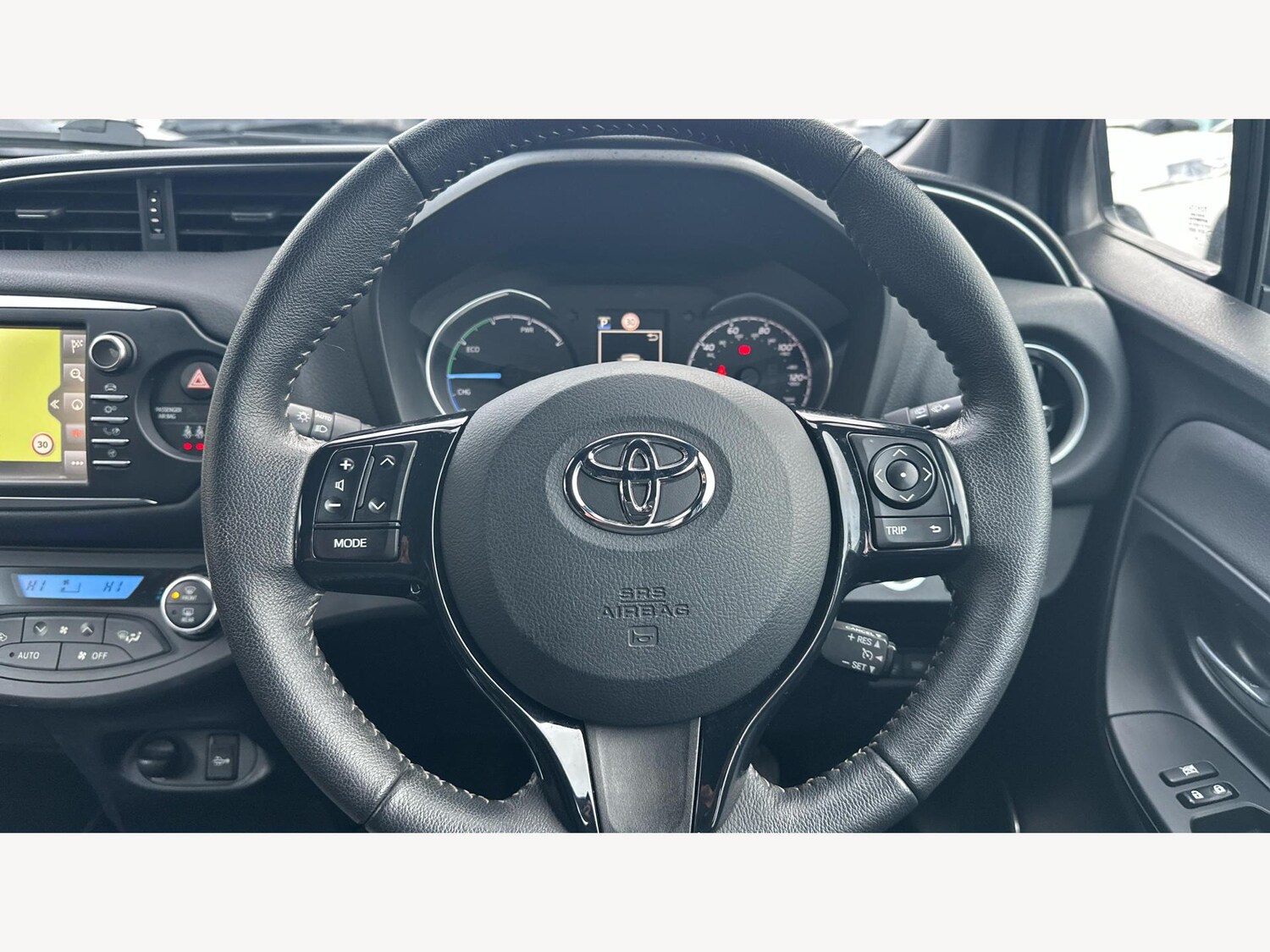 Used Toyota Yaris for sale - 77351951: Photo 10