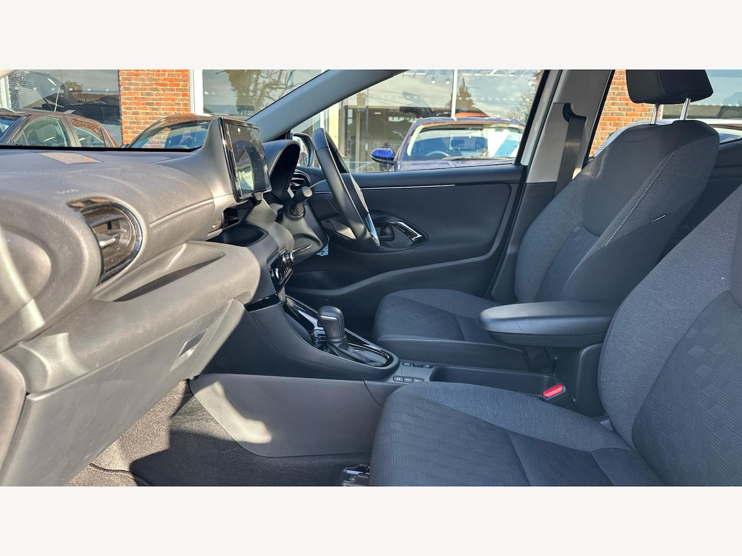 Used Toyota Yaris 2025 for sale - 77203370: Photo 12