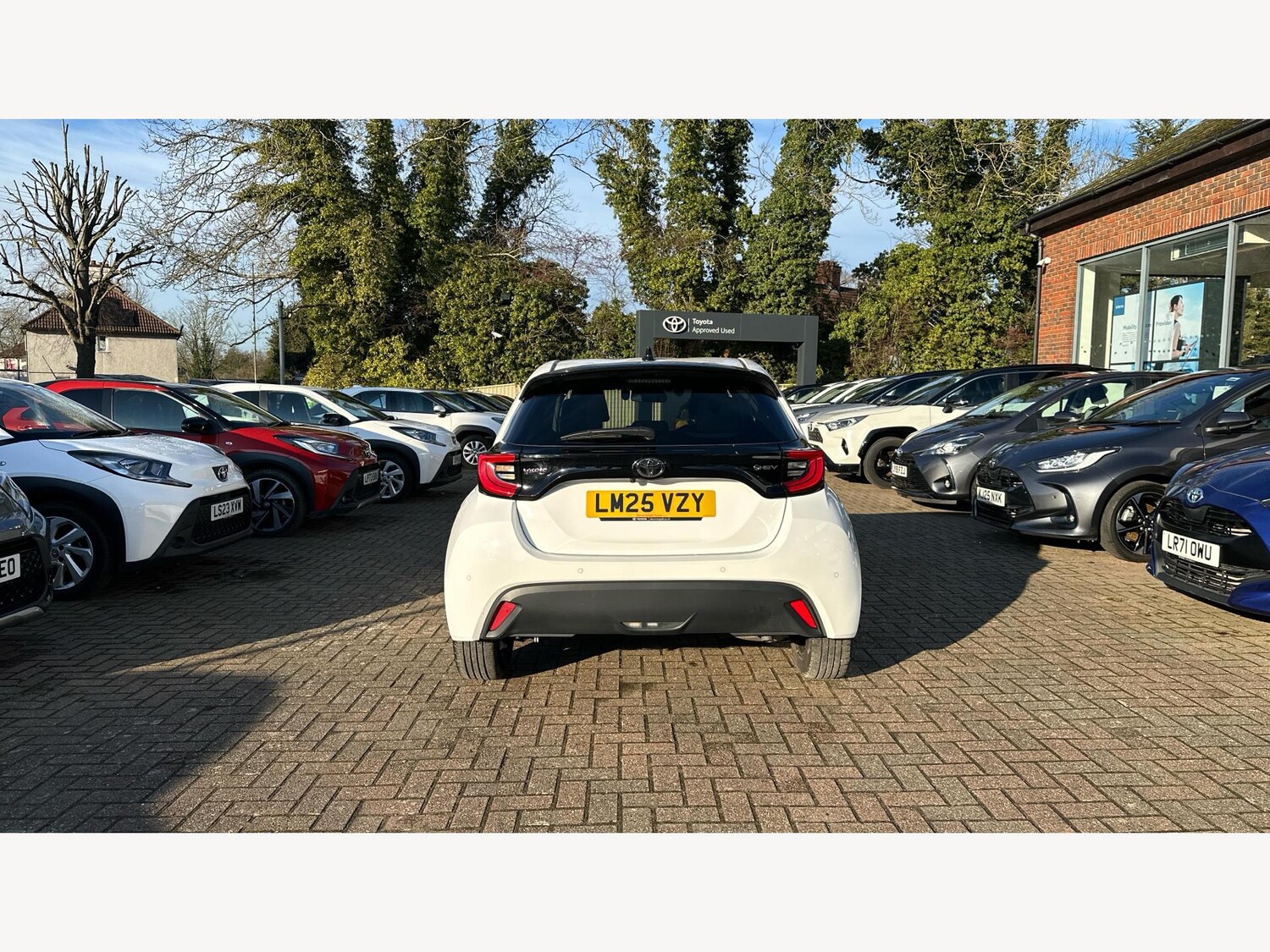 Used Toyota Yaris 2025 for sale - 77203370: Photo 21