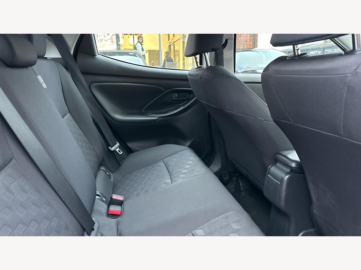 Used Toyota Yaris for sale - 77215548: Photo 14