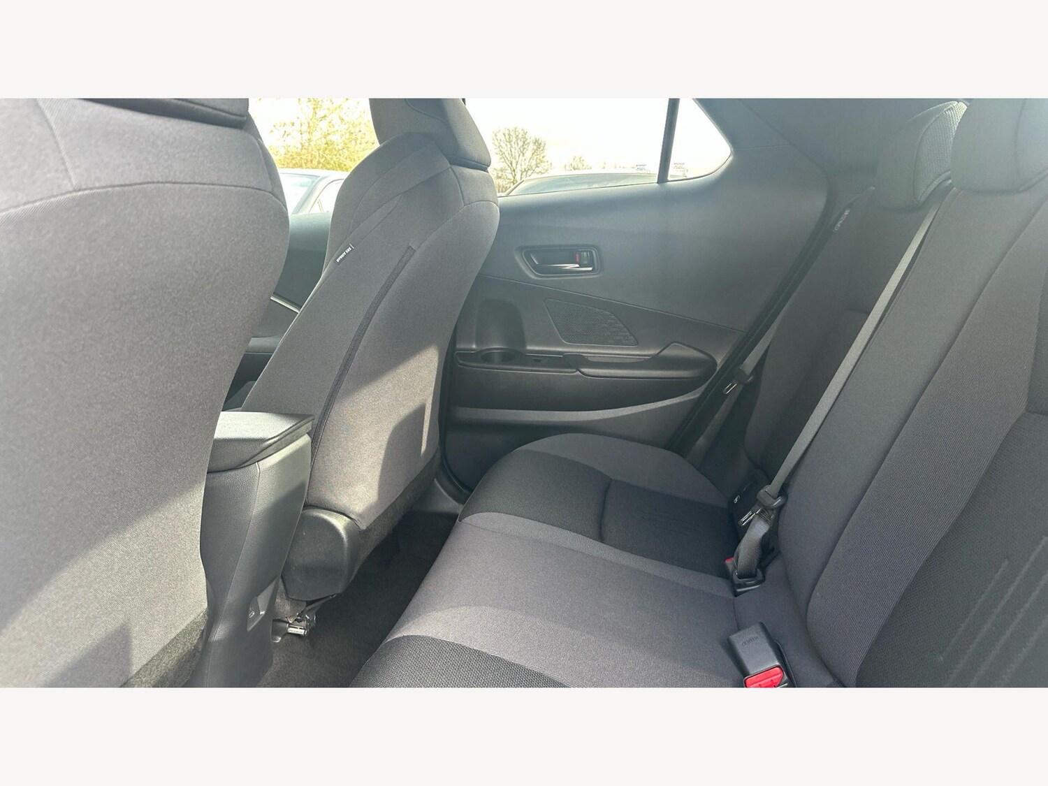 Used Toyota C-HR 2024 for sale - 77838480: Photo 15