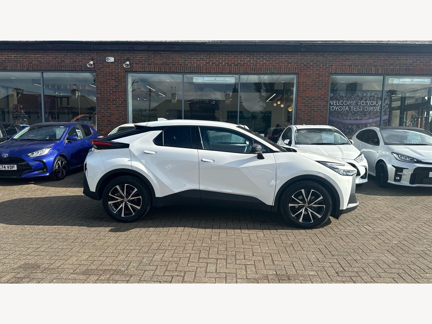 Used Toyota C-HR 2024 for sale - 77838480: Photo 18