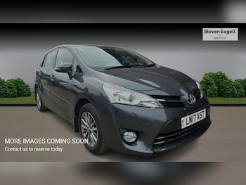 Used Toyota Verso 2017 for sale - 78751638: Photo