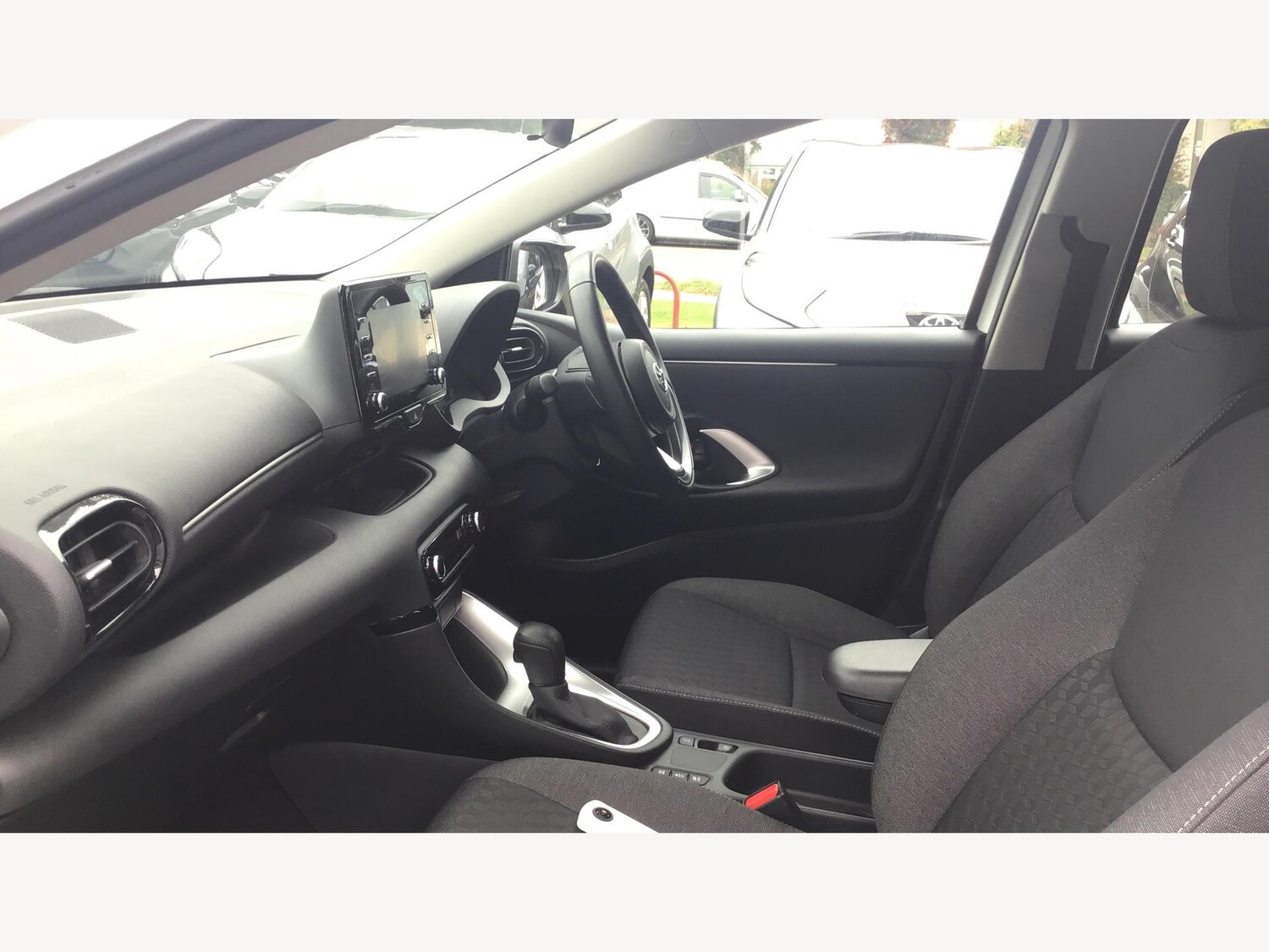 Used Toyota Yaris 2022 for sale - 76026395: Photo 12