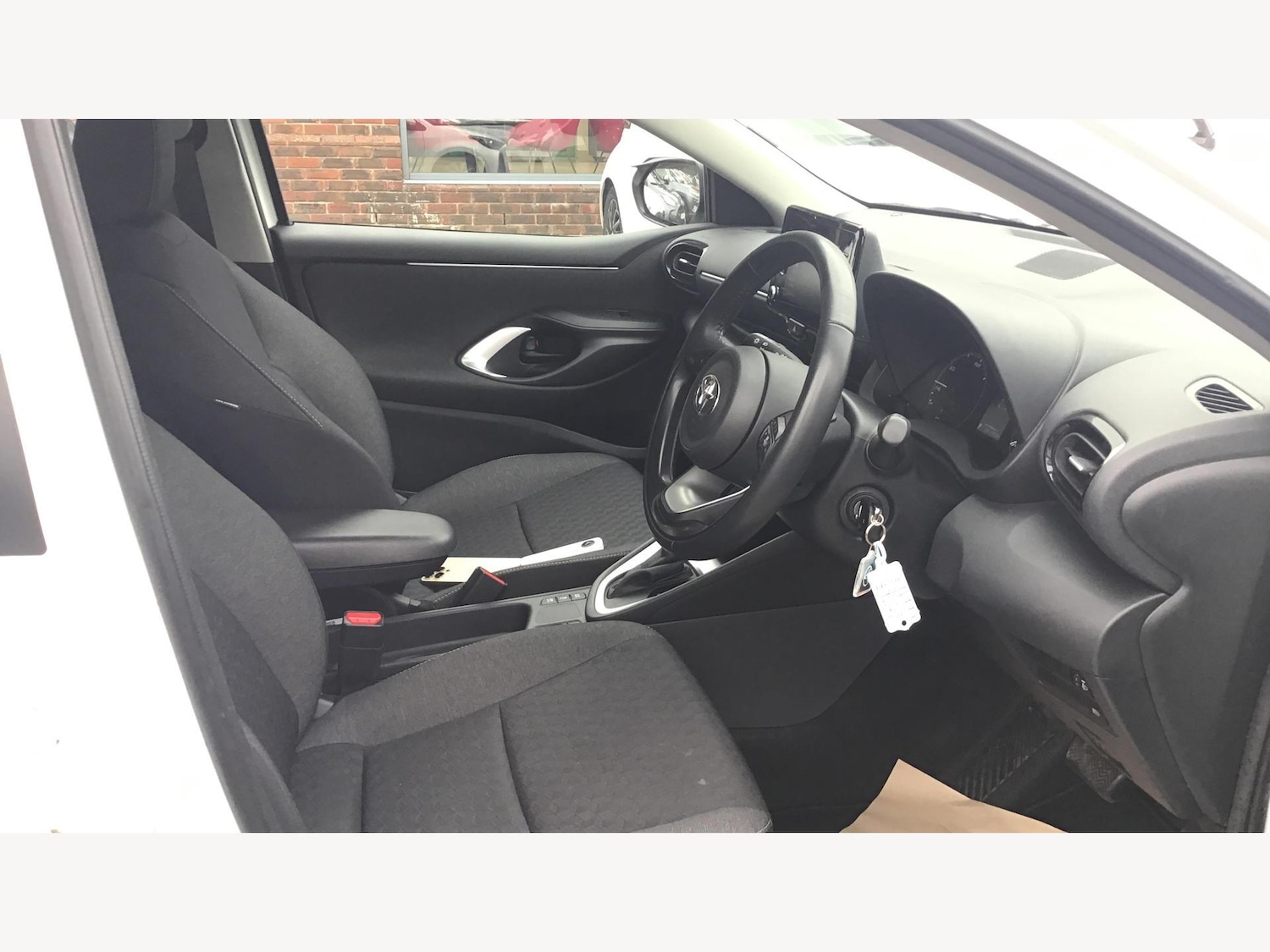Used Toyota Yaris 2022 for sale - 76026395: Photo 13
