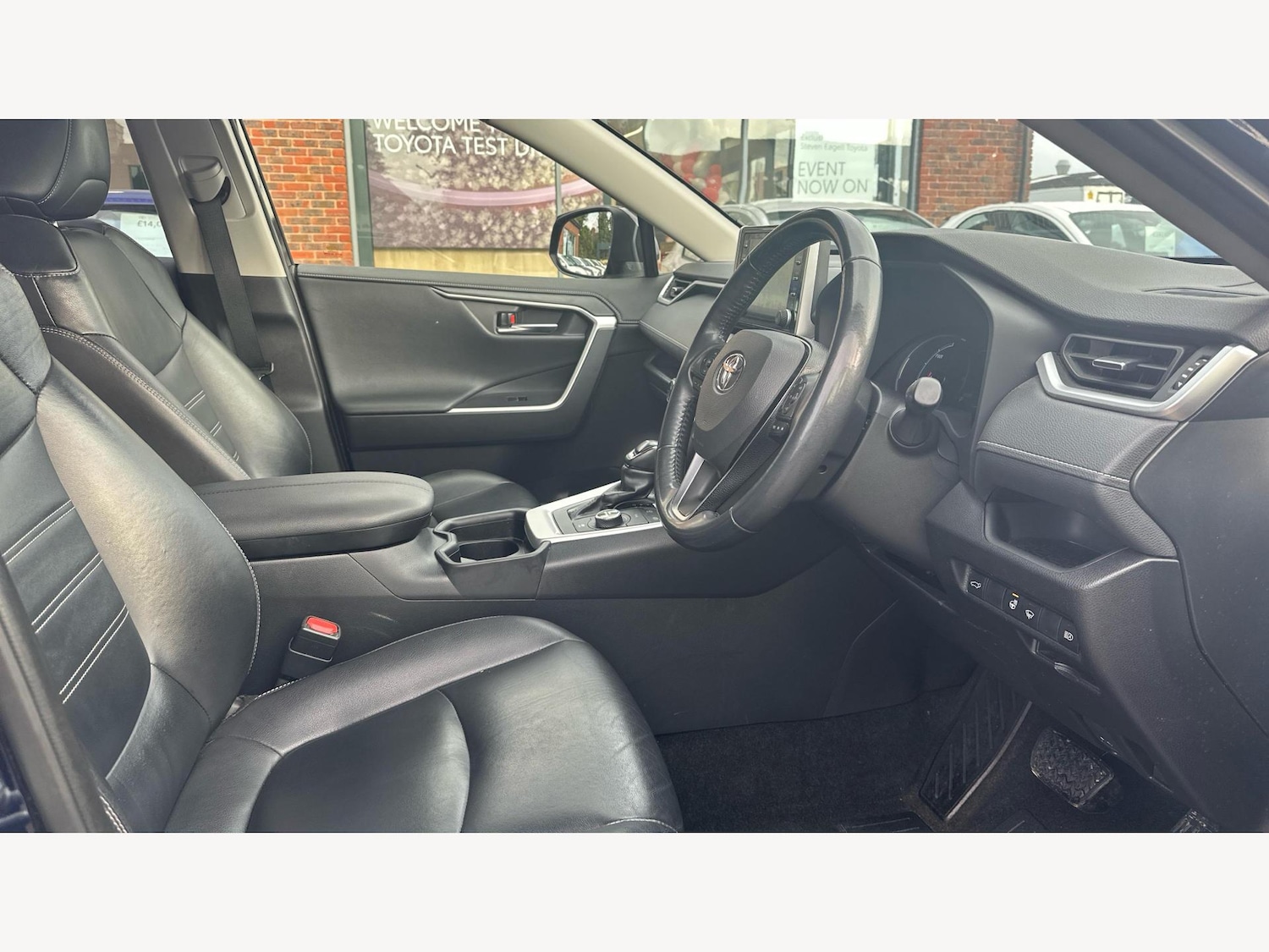 Used Toyota RAV4 2019 for sale - 77509884: Photo 13