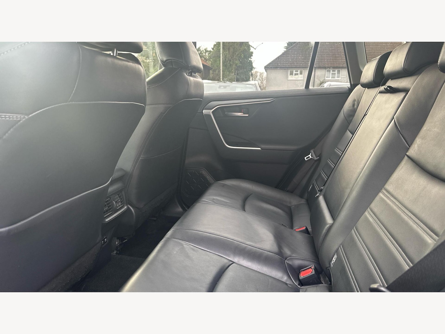 Used Toyota RAV4 2019 for sale - 77509884: Photo 15