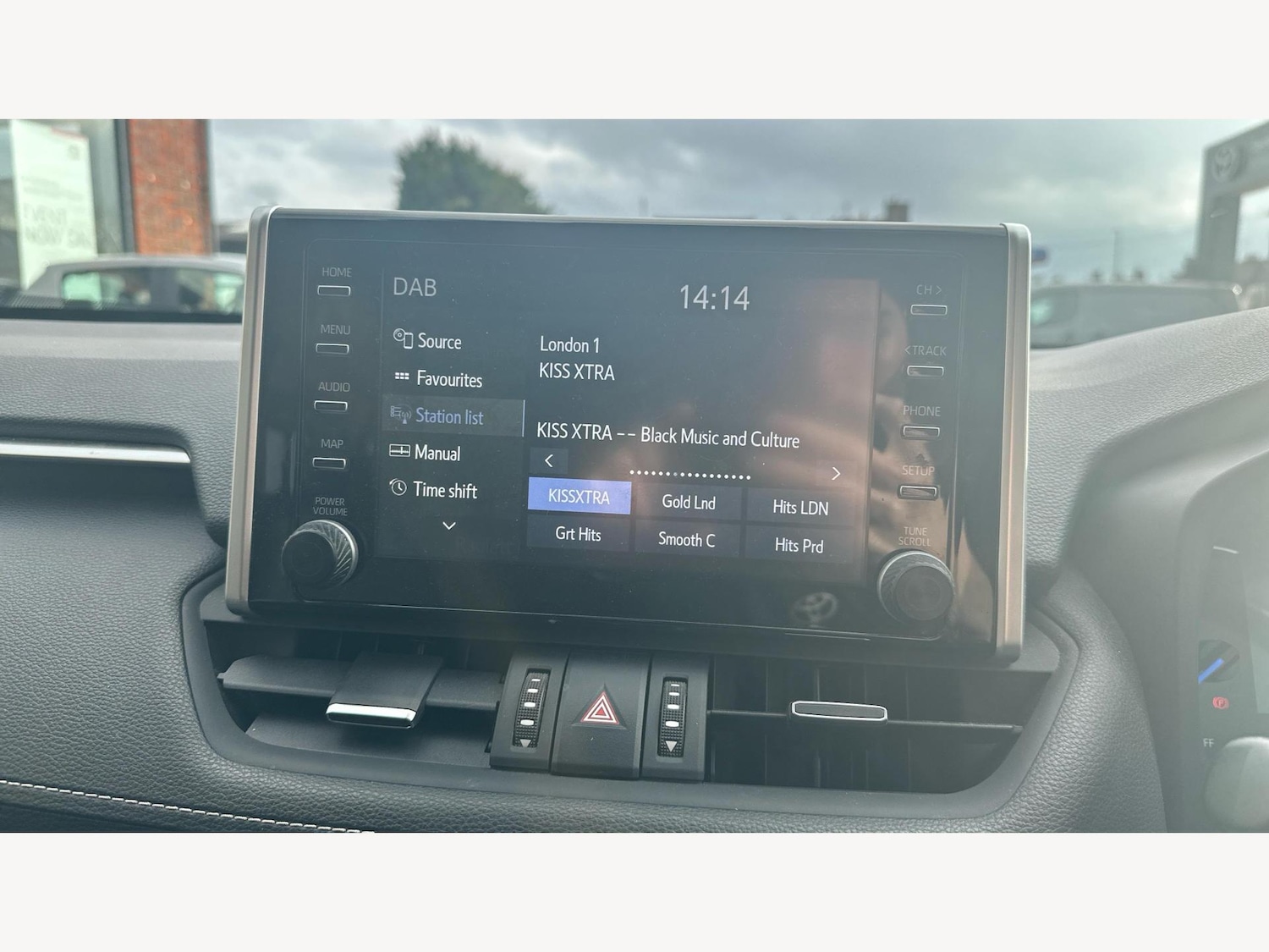 Used Toyota RAV4 2019 for sale - 77509884: Photo 23