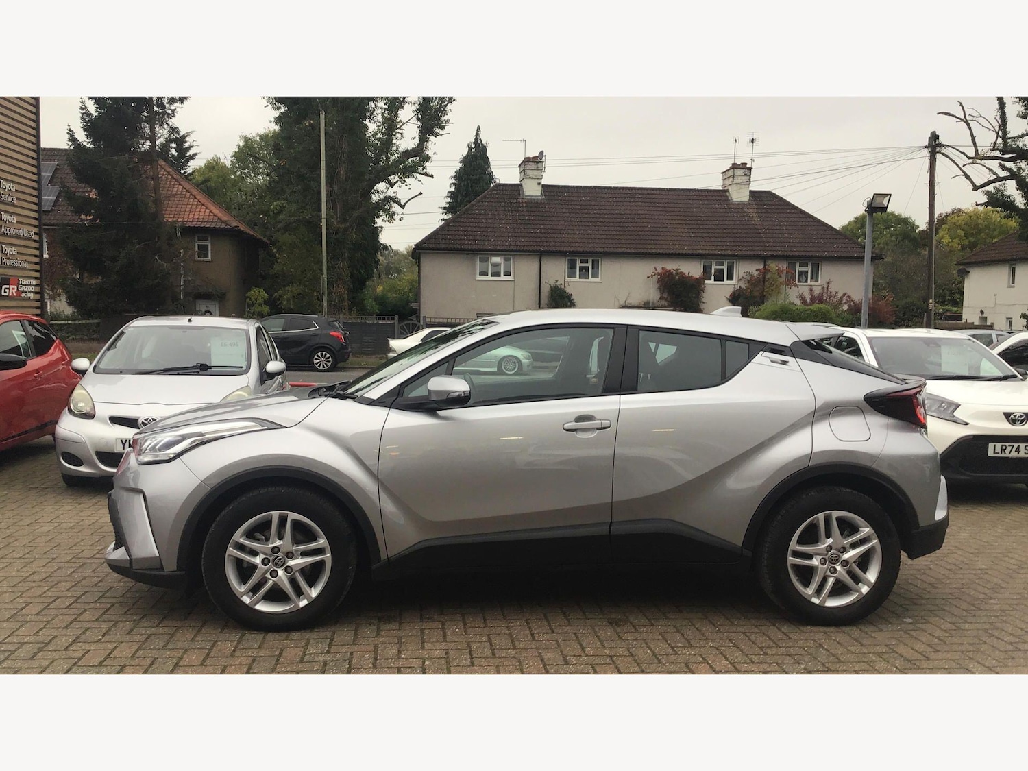 Used Toyota C-HR for sale - 77808328: Photo 19