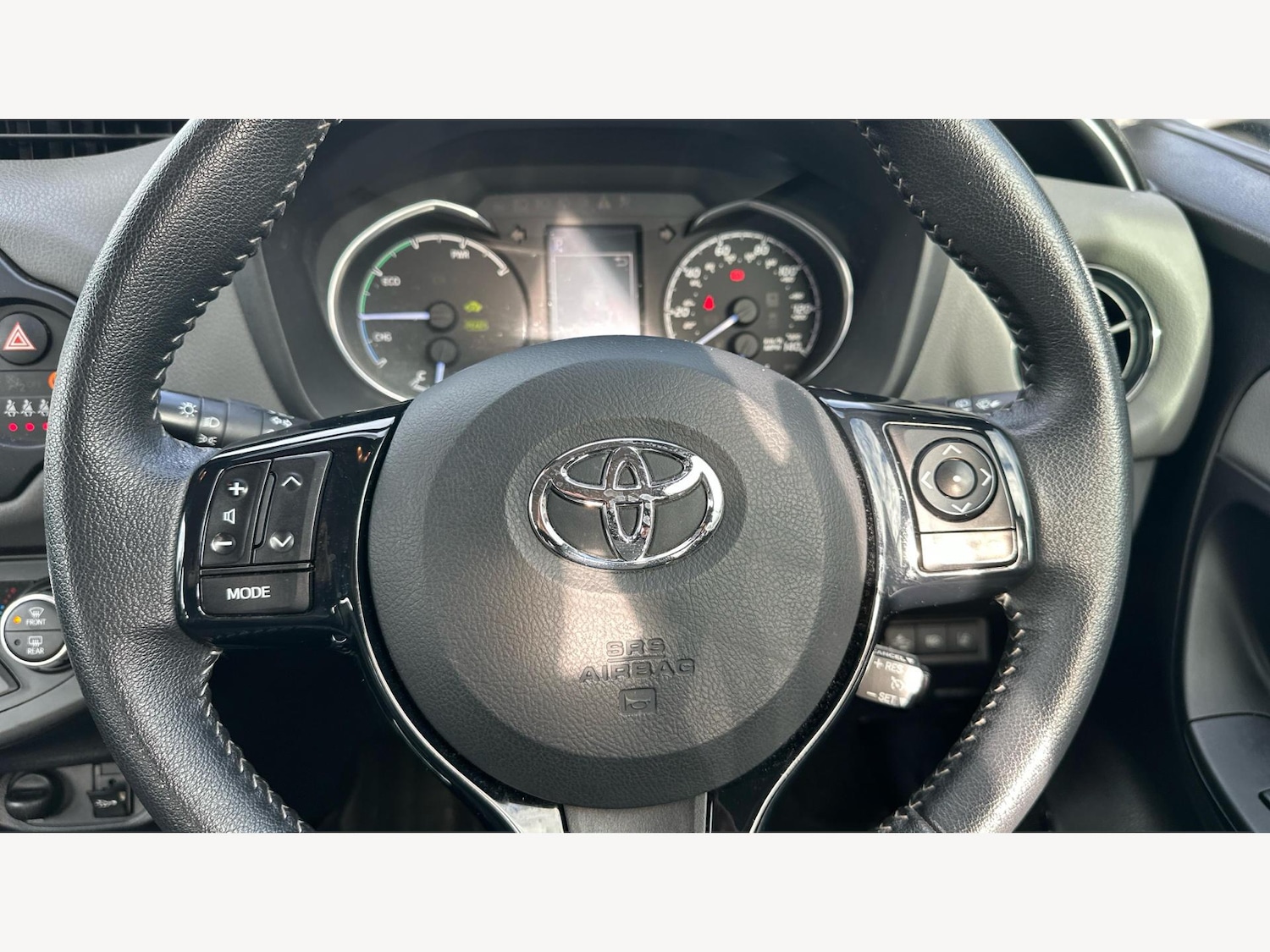 Used Toyota Yaris 2018 for sale - 77537209: Photo 10