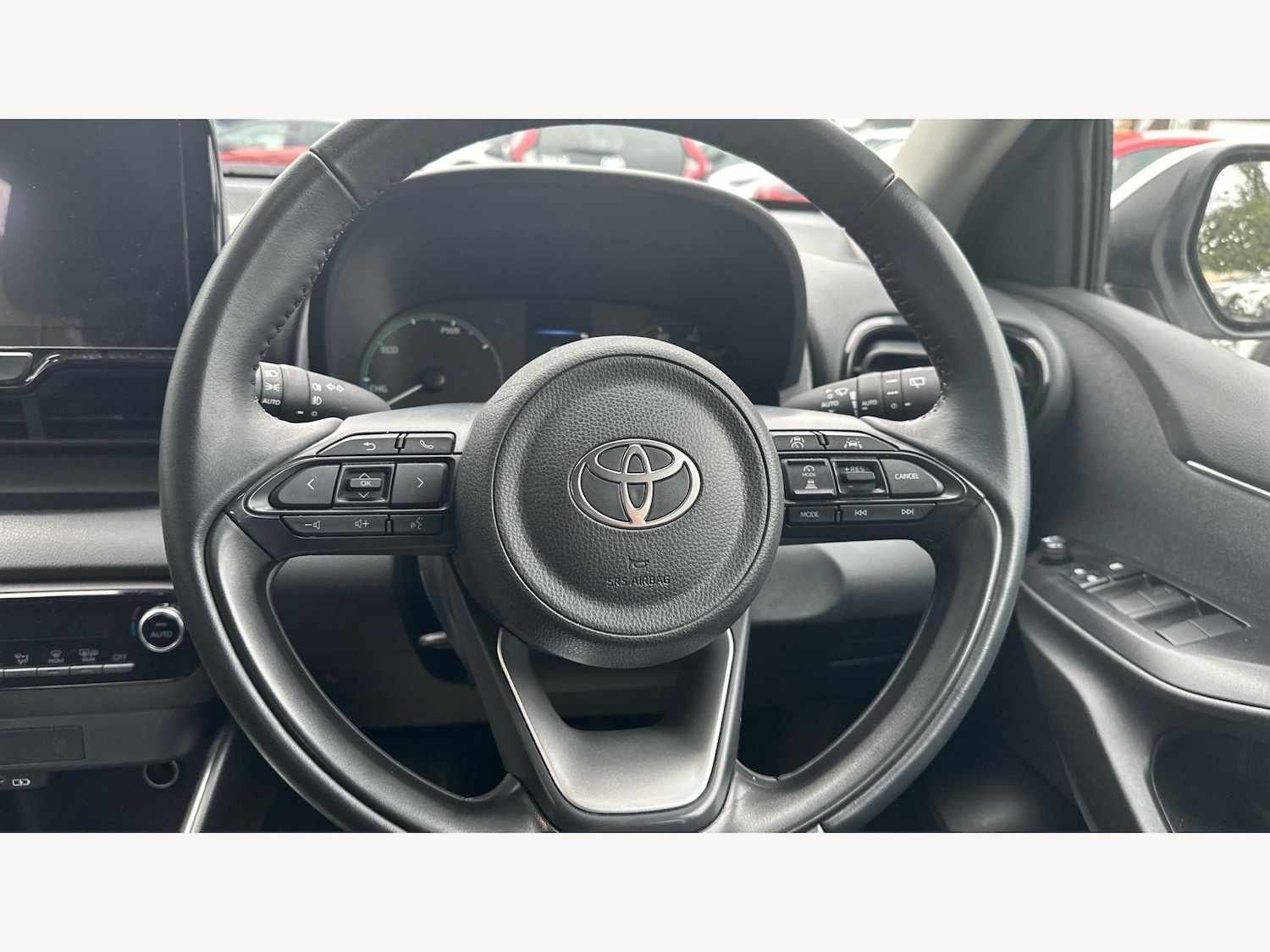 Used Toyota Yaris 2024 for sale - 76765971: Photo 10