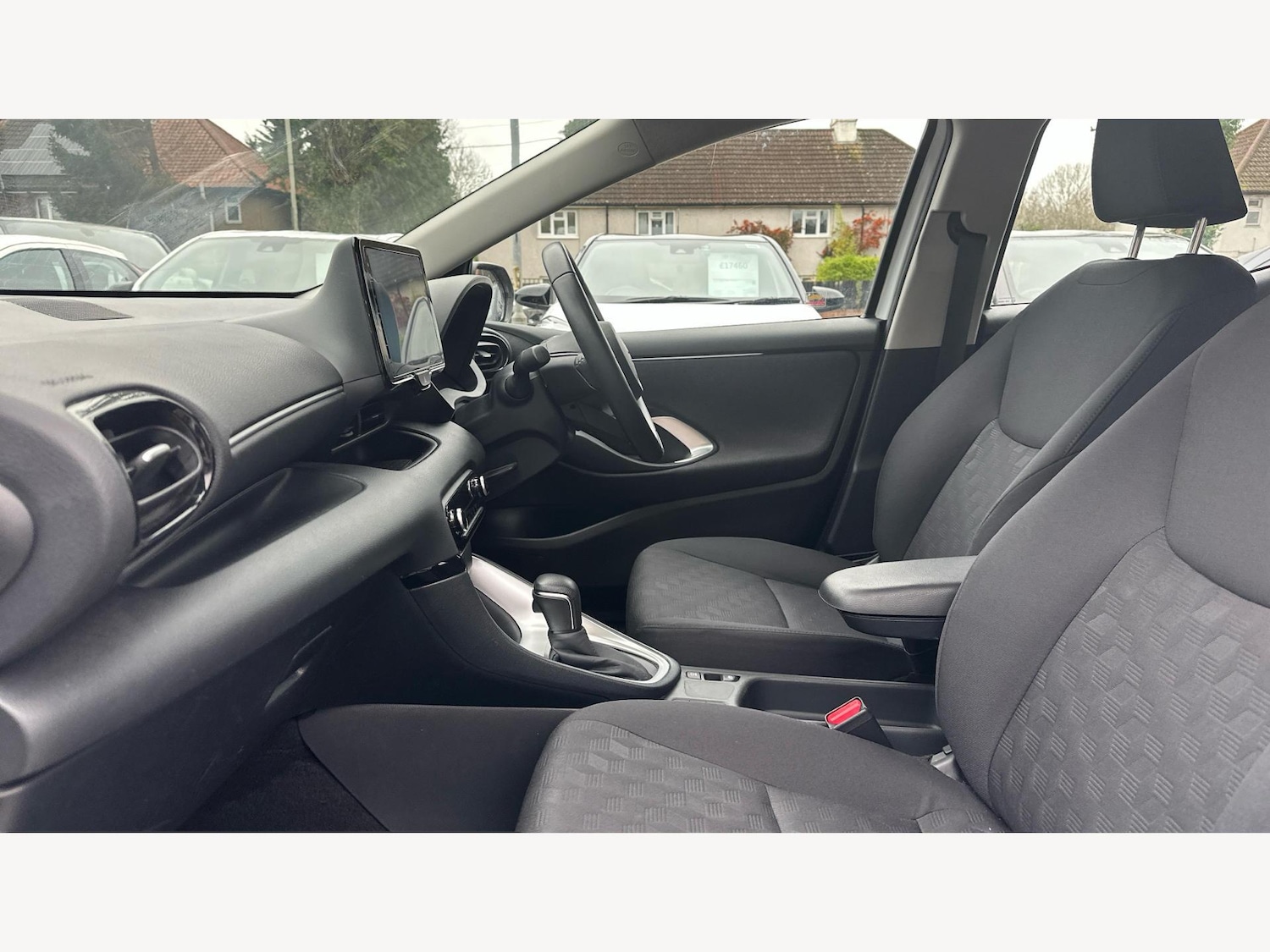 Used Toyota Yaris 2024 for sale - 76765971: Photo 12