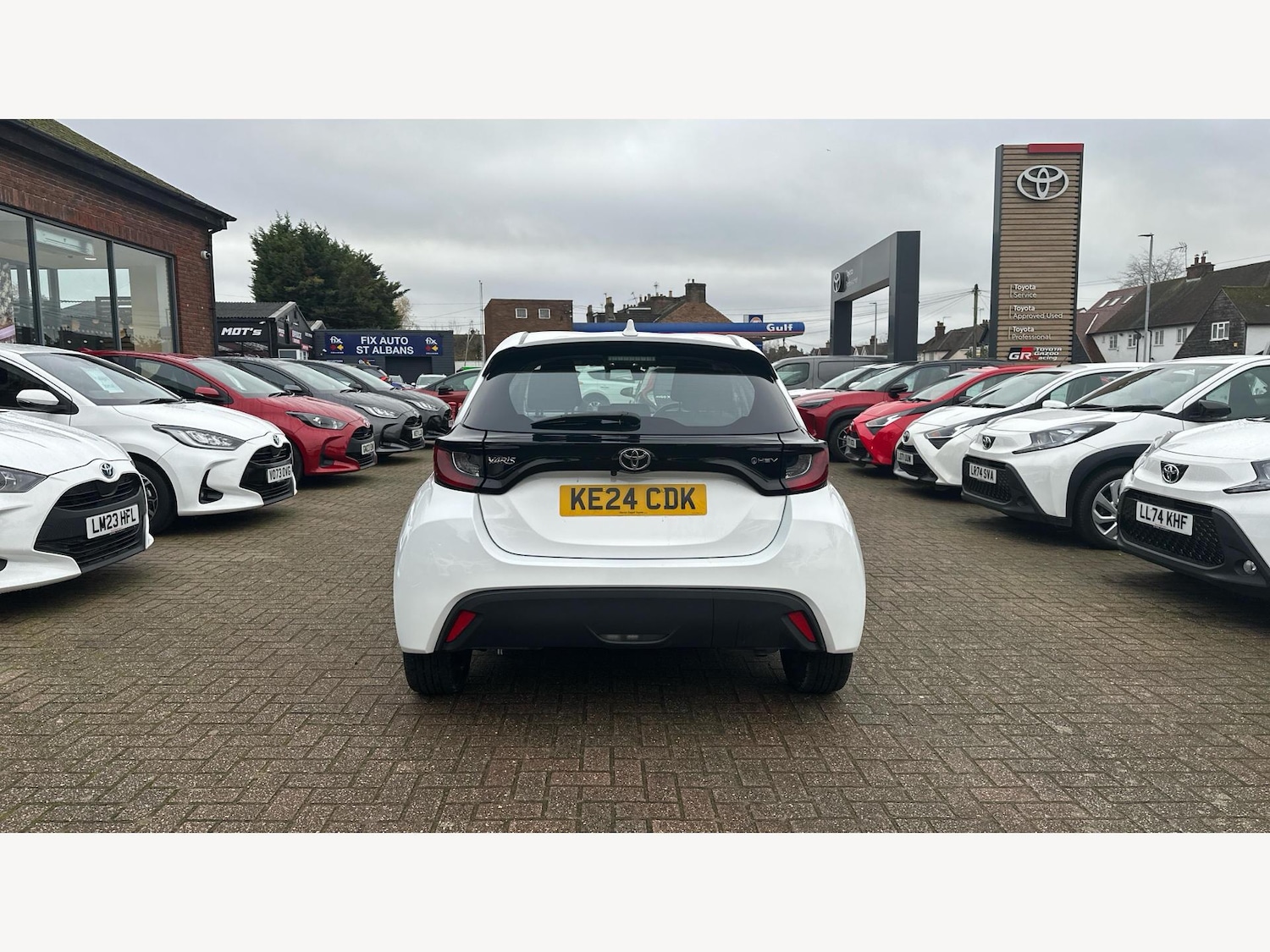 Used Toyota Yaris 2024 for sale - 76765971: Photo 21