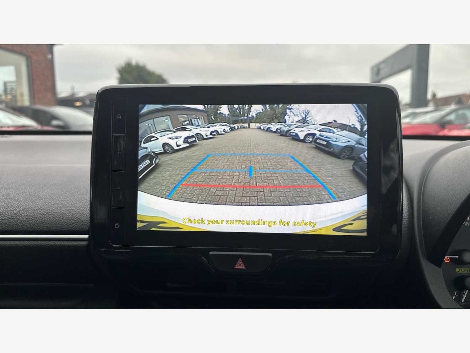 Used Toyota Yaris 2024 for sale - 76765971: Photo 24