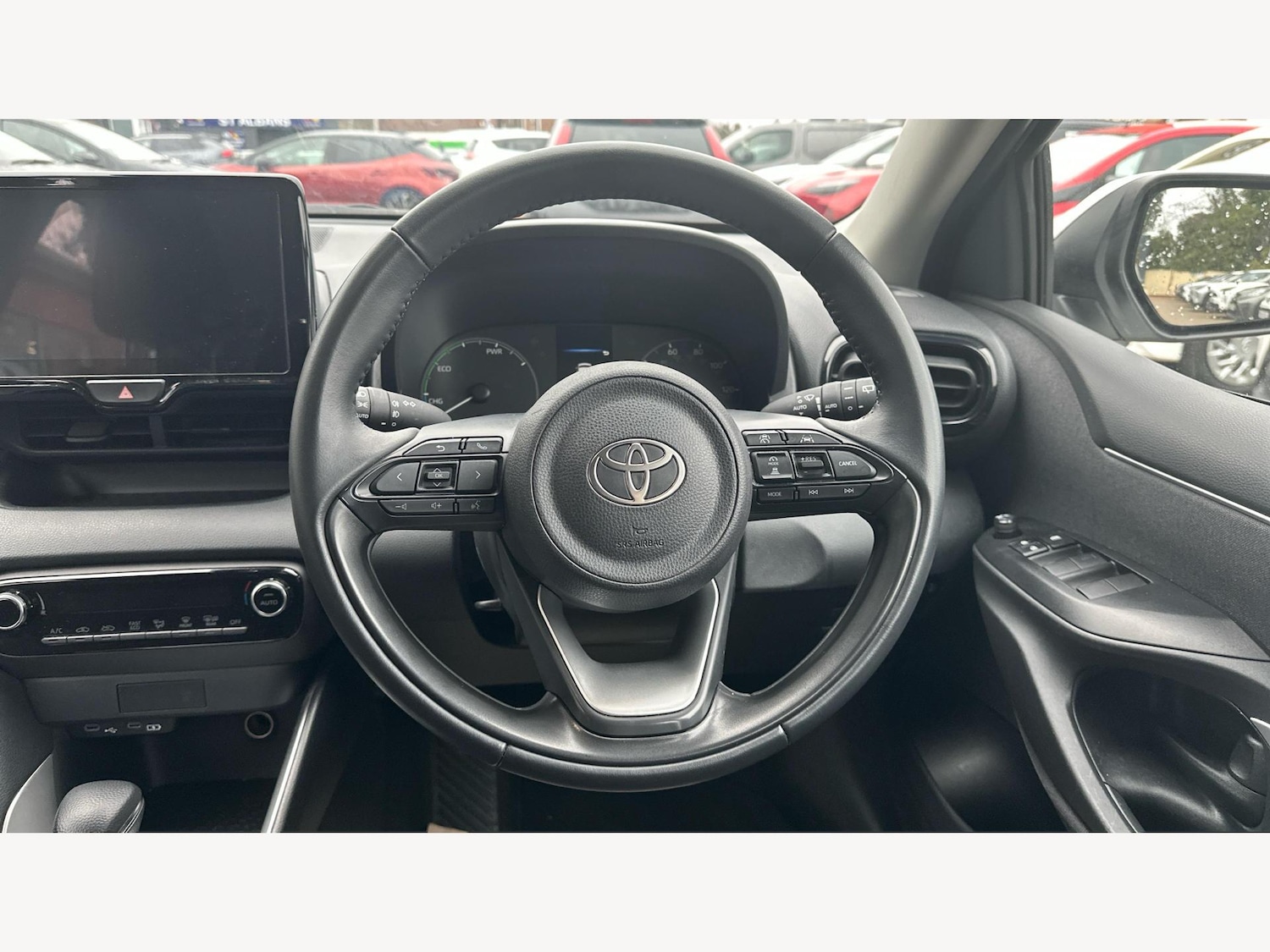 Used Toyota Yaris 2024 for sale - 76765971: Photo 8