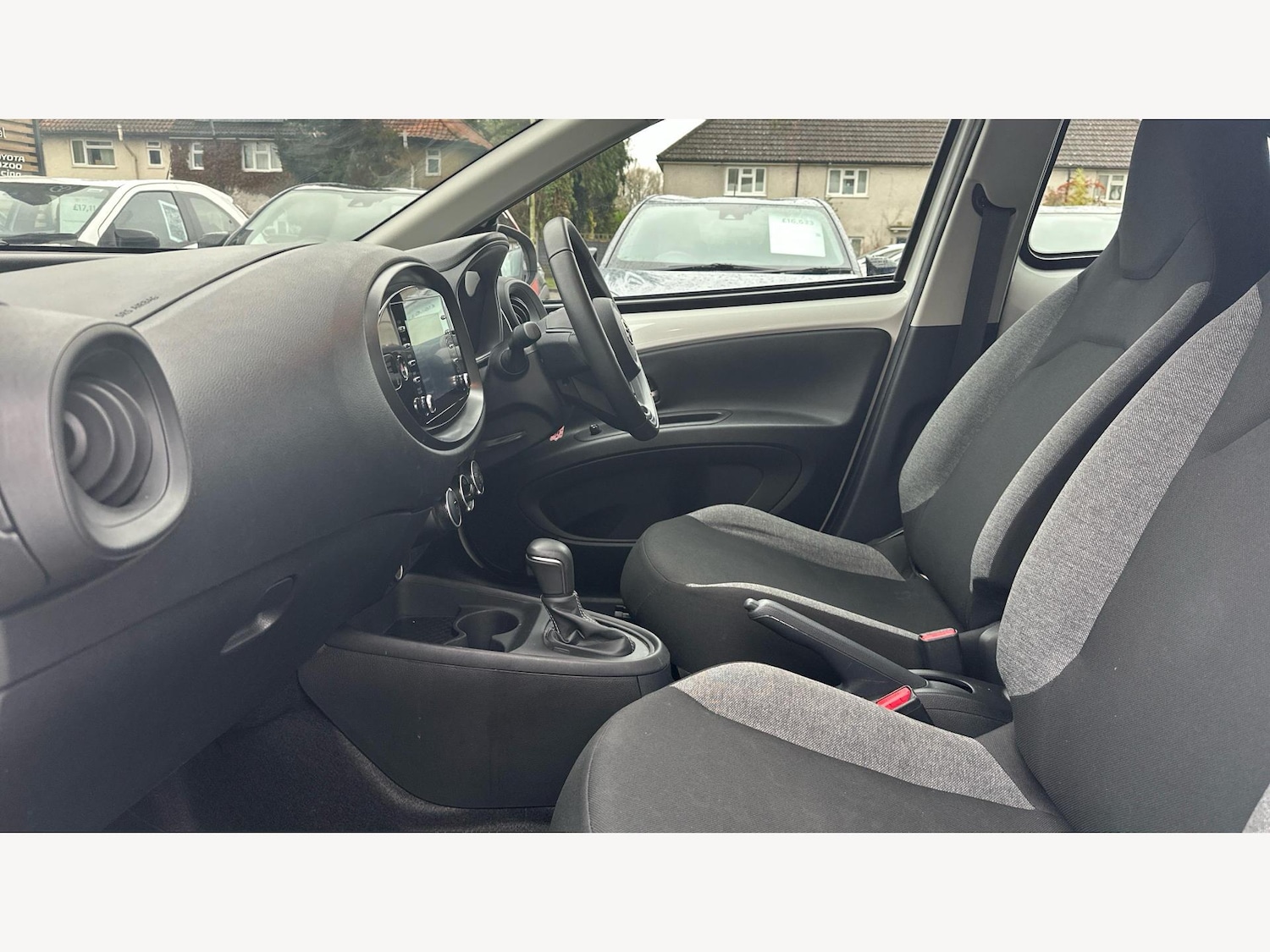 Used Toyota Aygo X 2022 for sale - 77304912: Photo 12