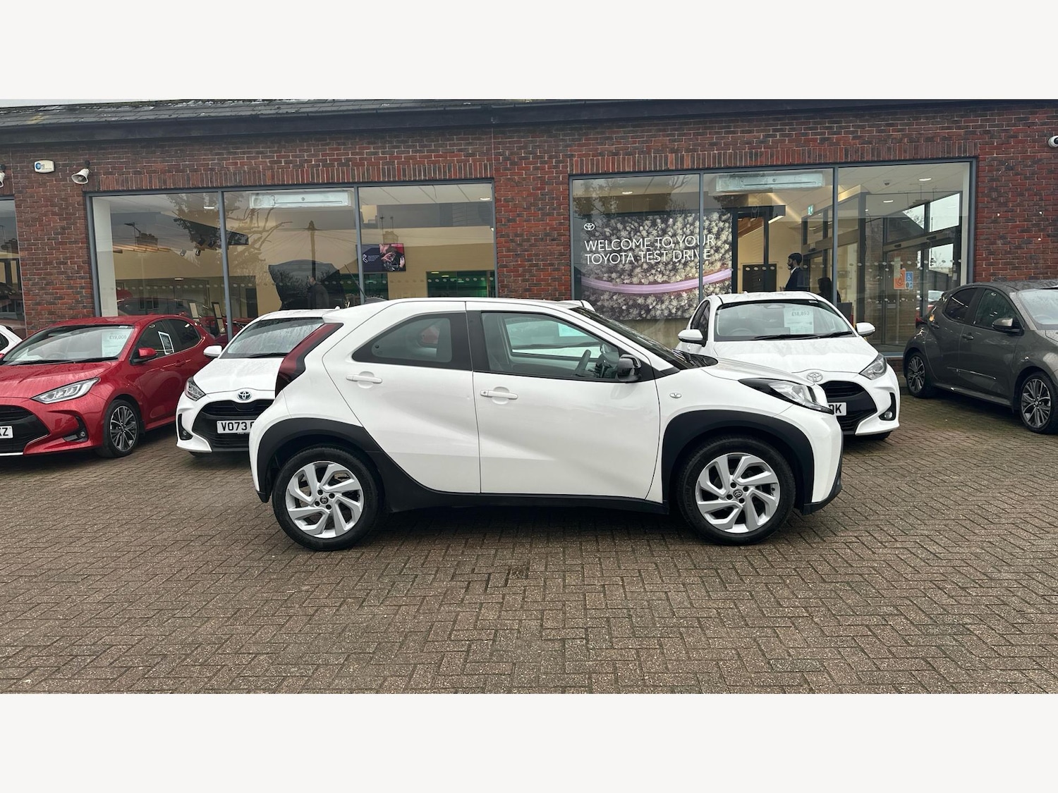 Used Toyota Aygo X 2022 for sale - 77304912: Photo 18