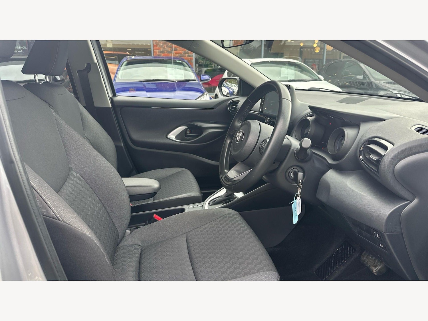 Used Toyota Yaris 2023 for sale - 78073062: Photo 13