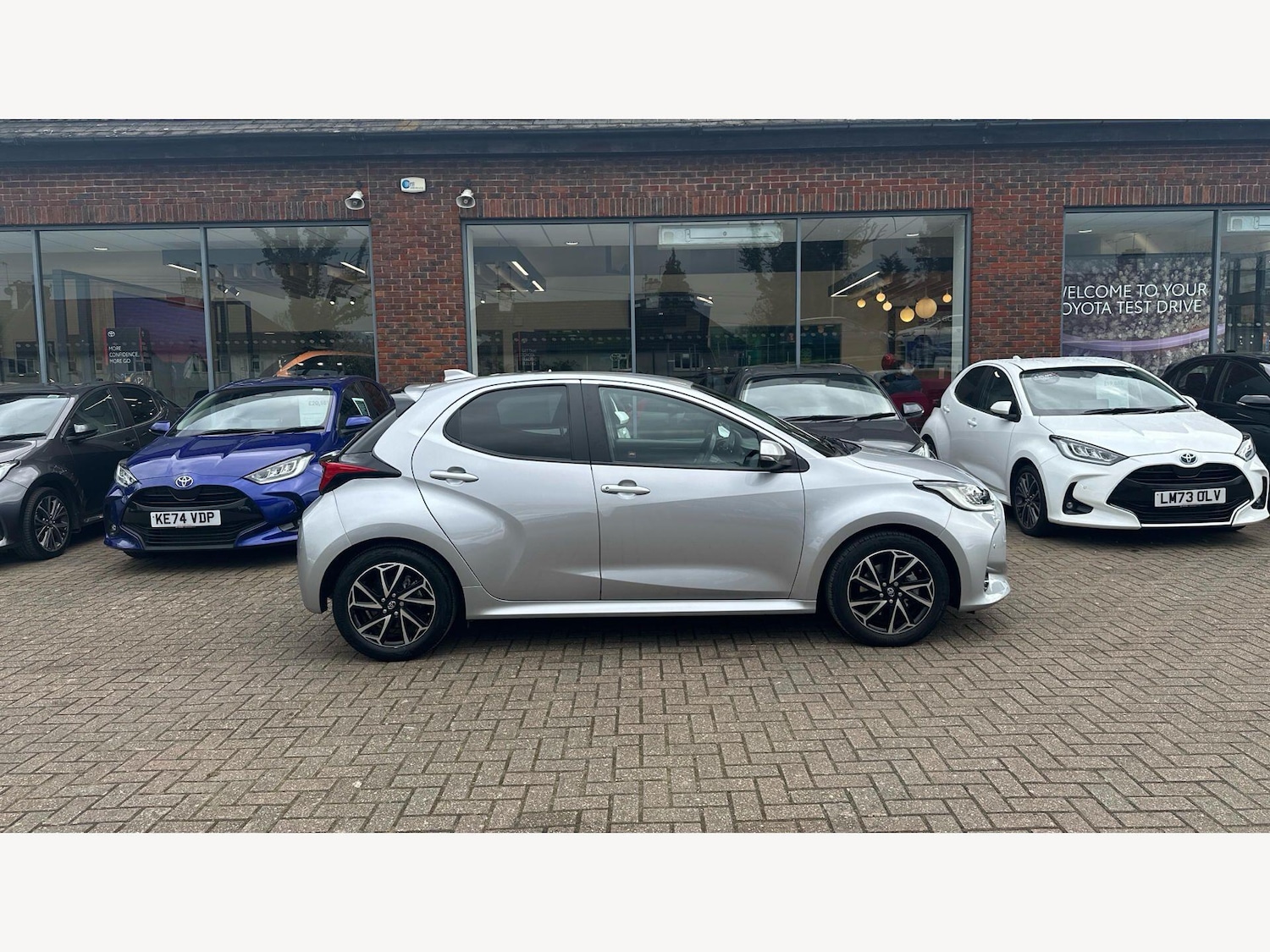 Used Toyota Yaris 2023 for sale - 78073062: Photo 18