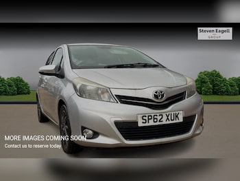 Used Toyota Yaris 2012 for sale - 77612610: Photo