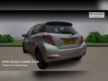 Used Toyota Yaris 2012 for sale - 77612610: Photo