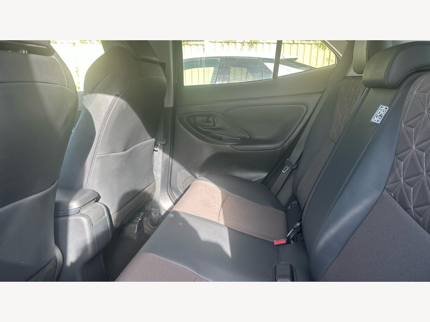 Used Toyota Yaris Cross 2023 for sale - 78072887: Photo 15