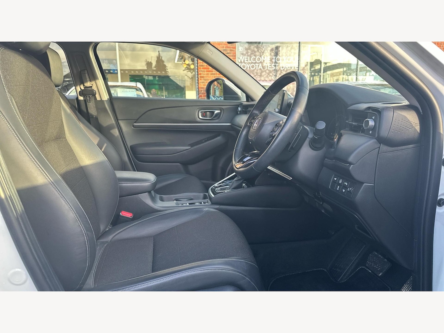 Used Honda HR-V 2023 for sale - 77424808: Photo 13