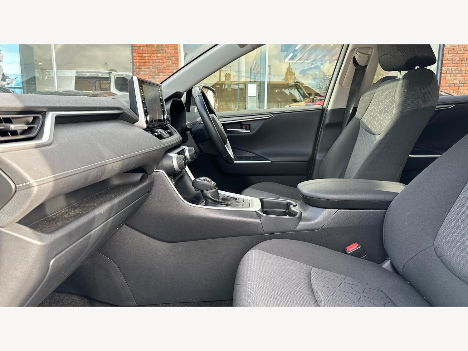 Used Toyota RAV4 2021 for sale - 76584832: Photo 12