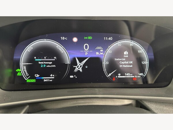 Used Toyota C-HR 2024 for sale - 76336747: Photo 11