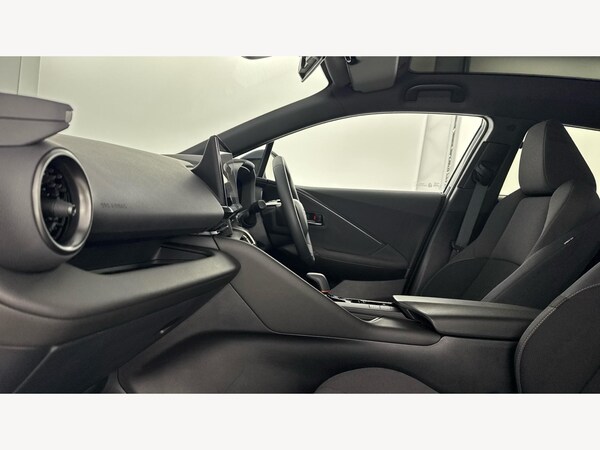Used Toyota C-HR 2024 for sale - 76336747: Photo 12