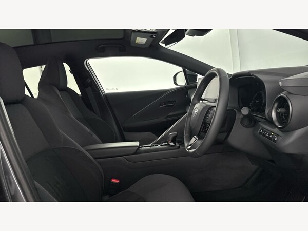 Used Toyota C-HR 2024 for sale - 76336747: Photo 13