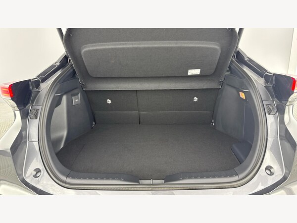 Used Toyota C-HR 2024 for sale - 76336747: Photo 16