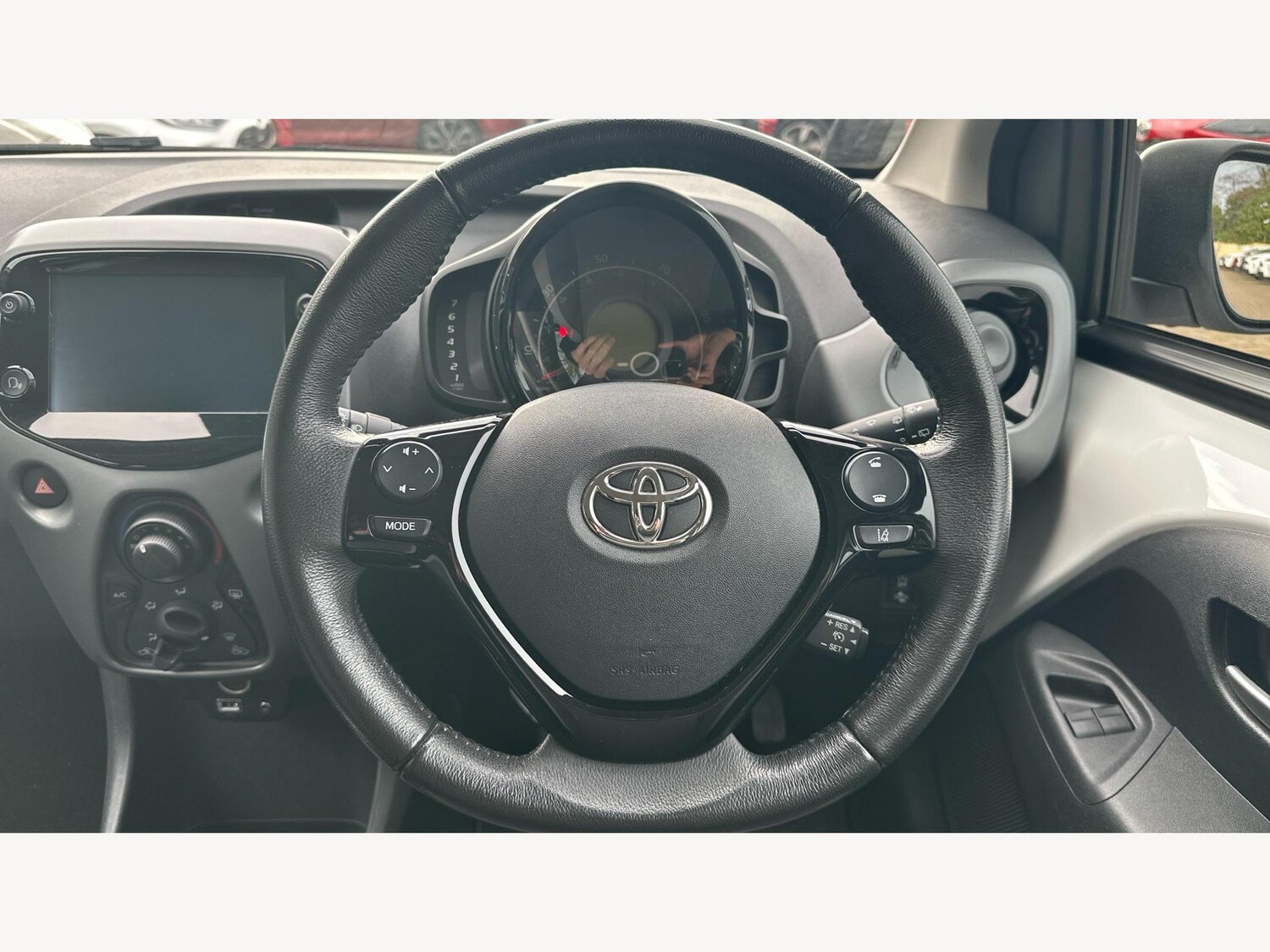 Used Toyota AYGO 2022 for sale - 76398576: Photo 10