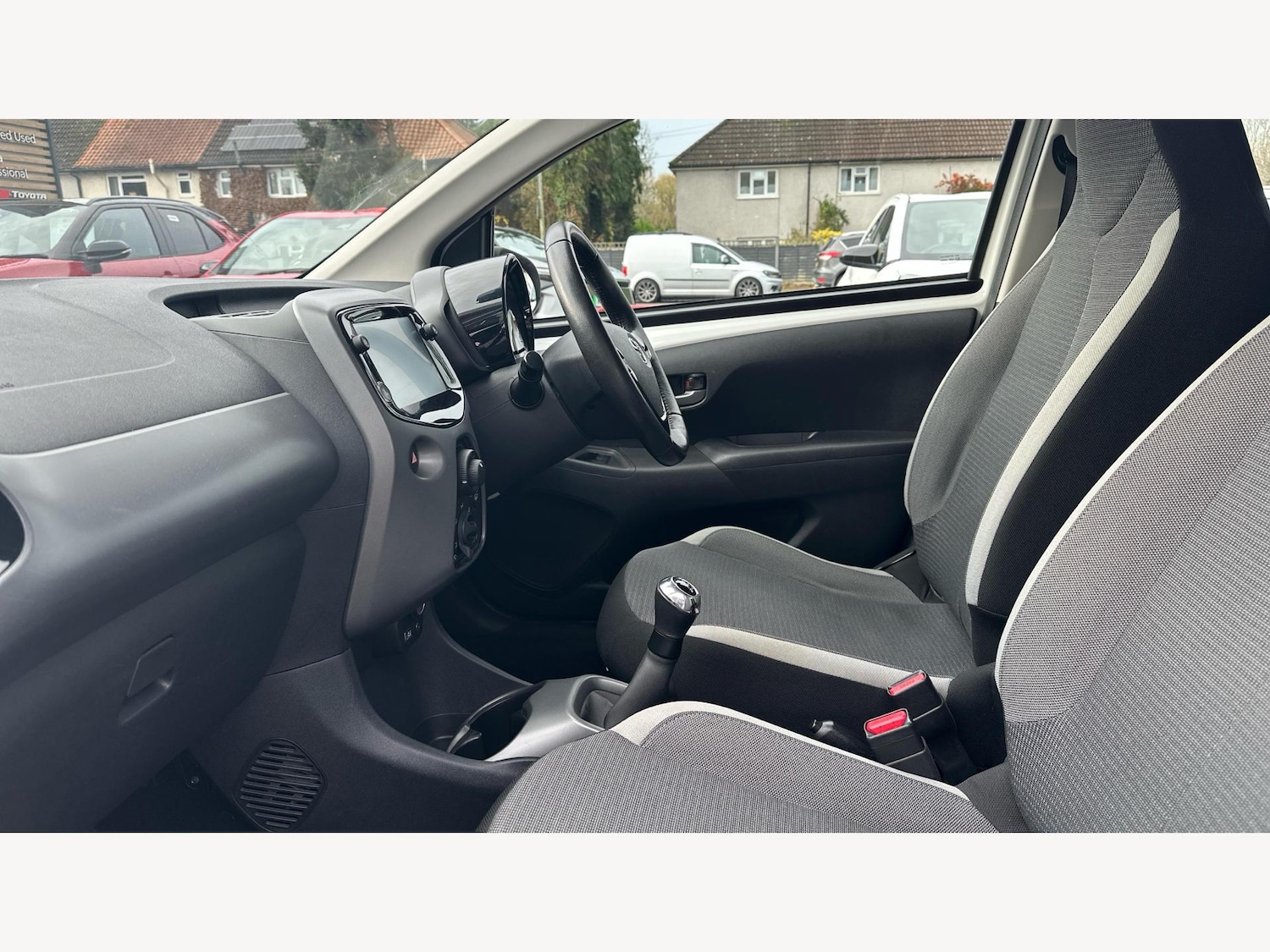 Used Toyota AYGO 2022 for sale - 76398576: Photo 12