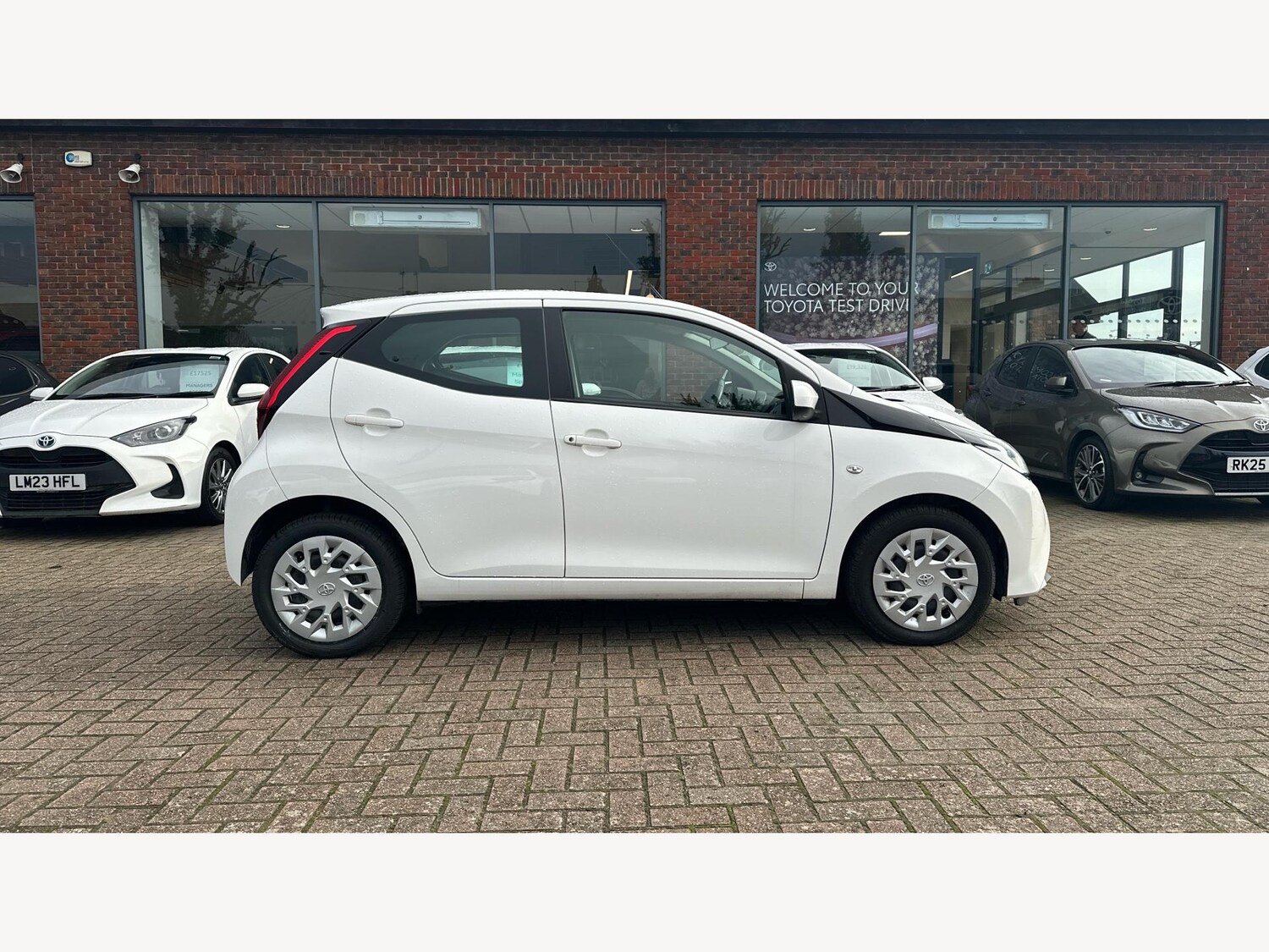 Used Toyota AYGO 2022 for sale - 76398576: Photo 18