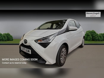 (71) - 1.0 VVT-i x-play Euro 6 (s/s) 5dr