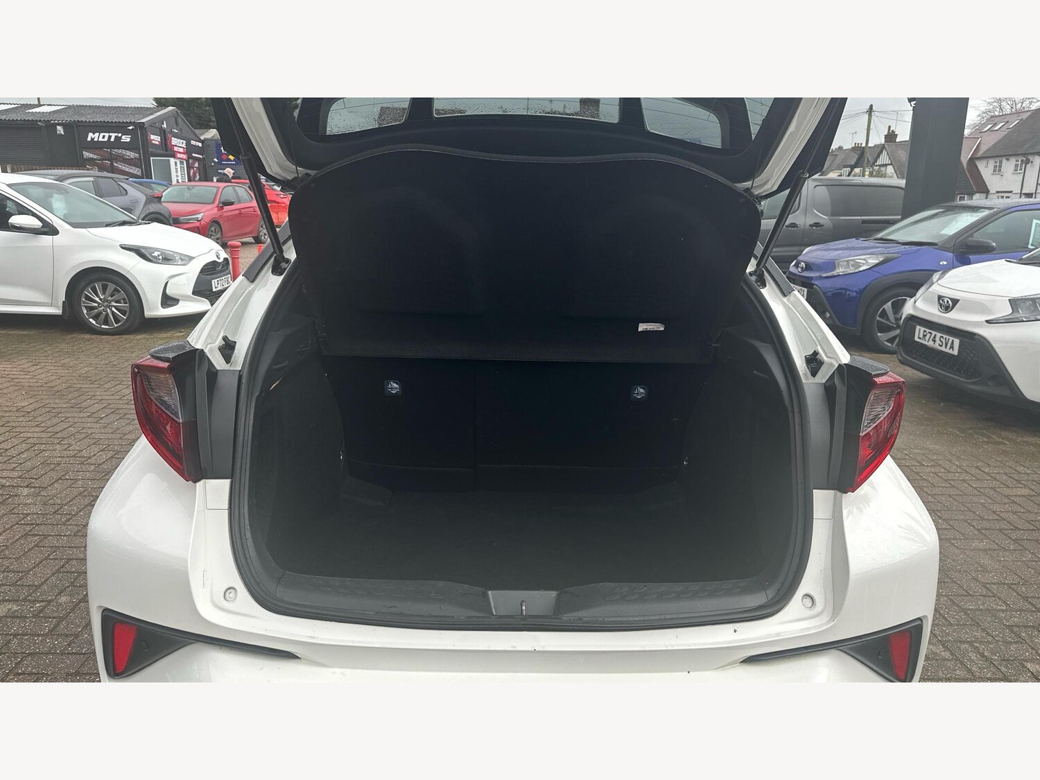 Used Toyota C-HR 2021 for sale - 77524245: Photo 16