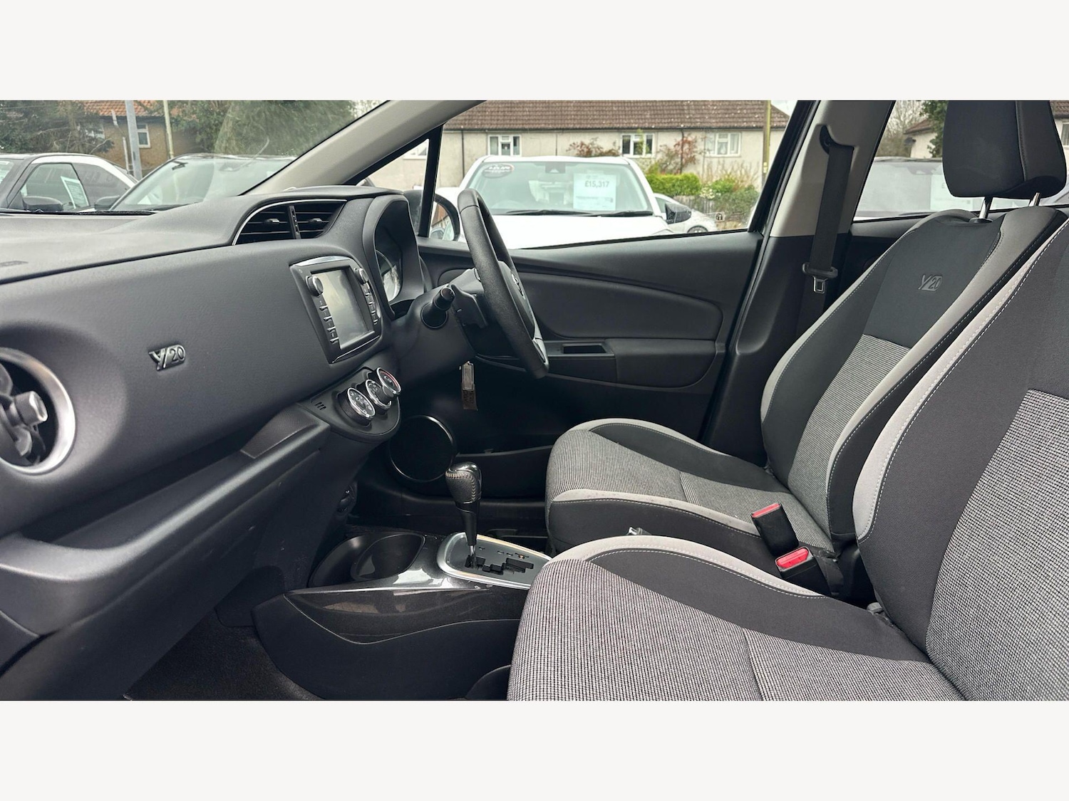 Used Toyota Yaris for sale - 77753914: Photo 12