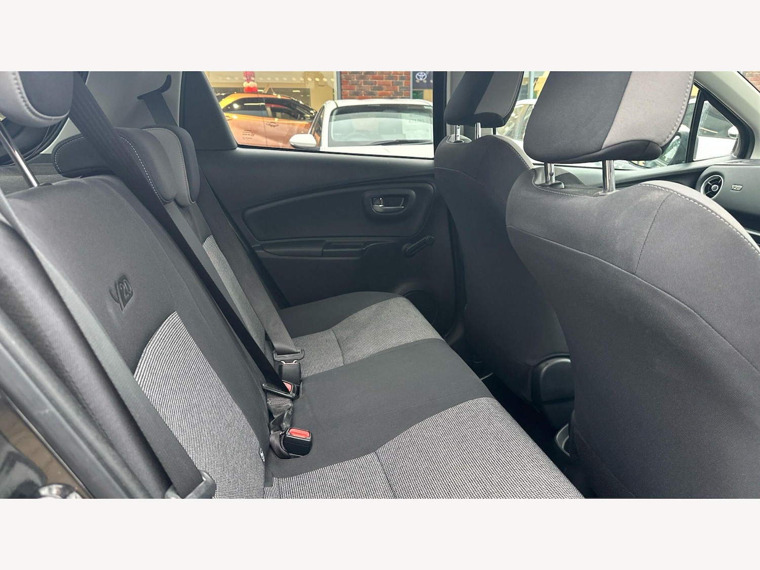 Used Toyota Yaris for sale - 77753914: Photo 14