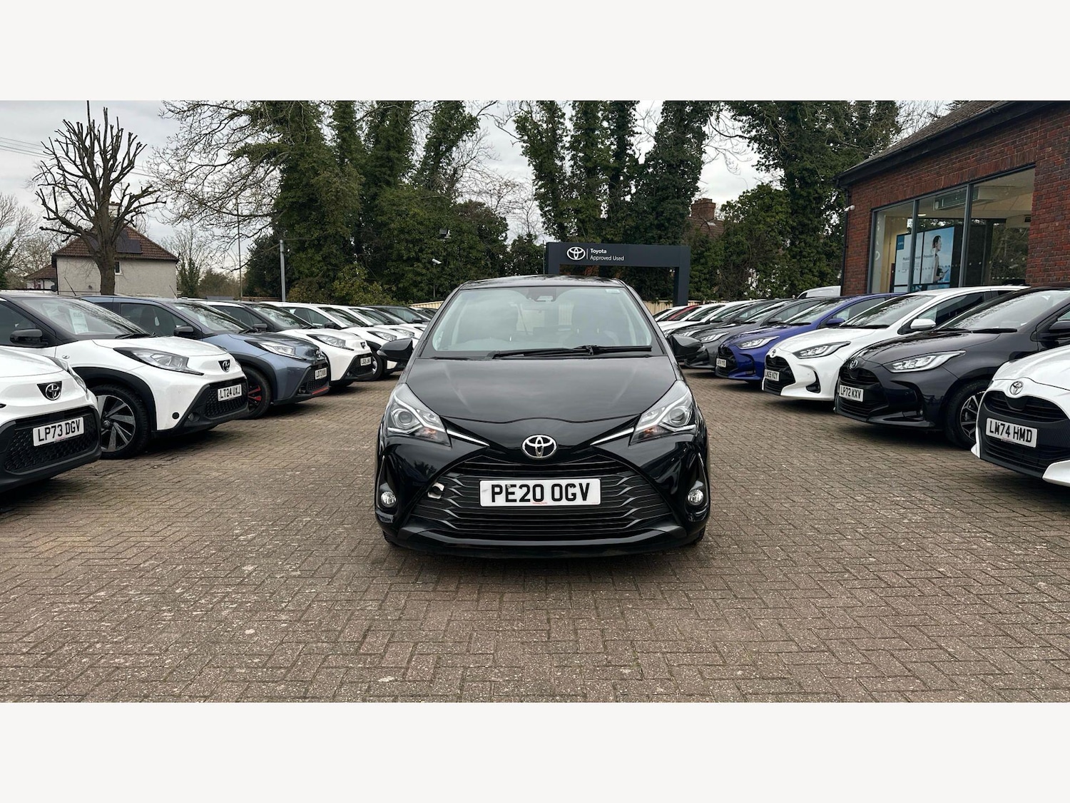 Used Toyota Yaris for sale - 77753914: Photo 17