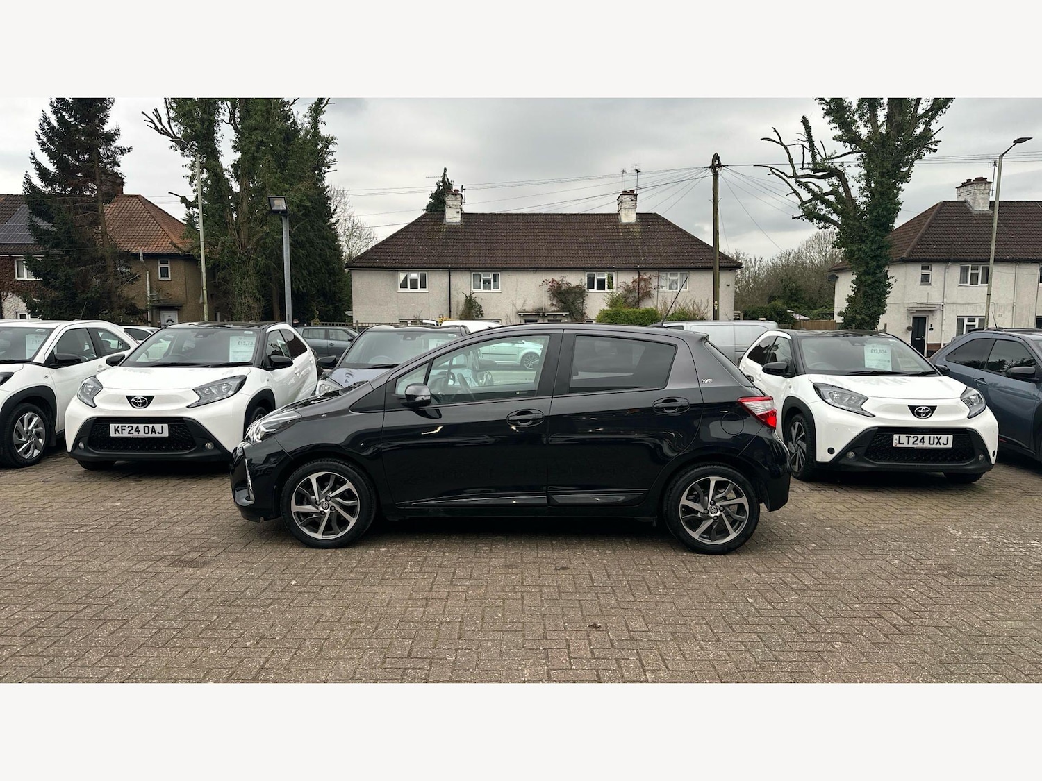 Used Toyota Yaris for sale - 77753914: Photo 19